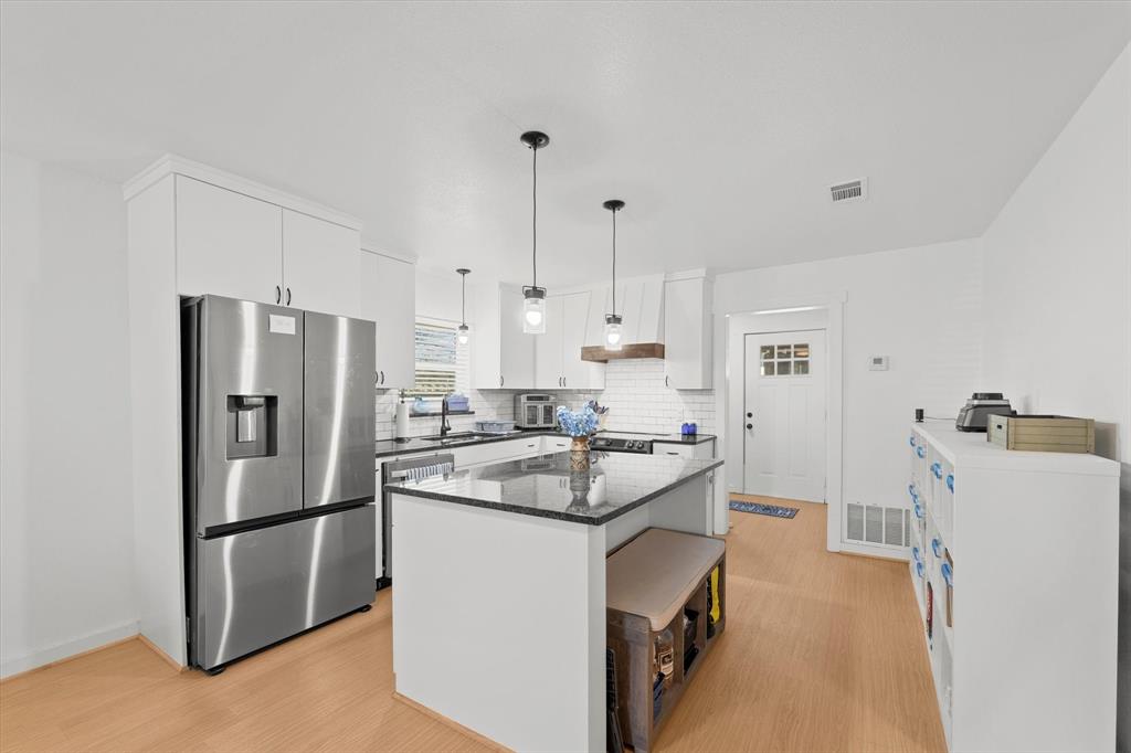 279 Norm Street China Spring, TX 76633 - Photo 5 of 30