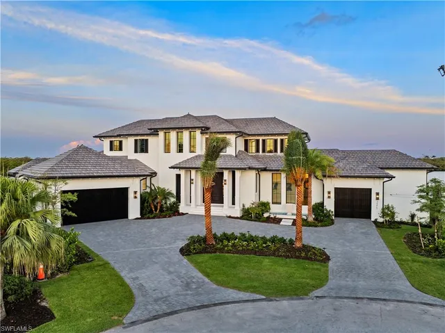 $18,950,000 | 2375 Snook Drive, Naples, FL 34102