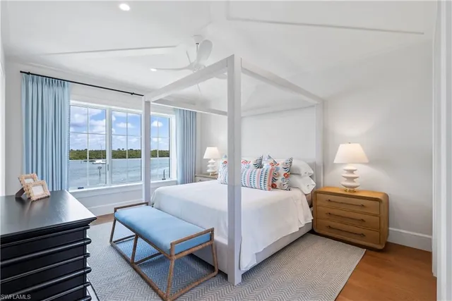 $18,950,000 | 2375 Snook Drive, Naples, FL 34102