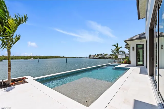 $18,950,000 | 2375 Snook Drive, Naples, FL 34102