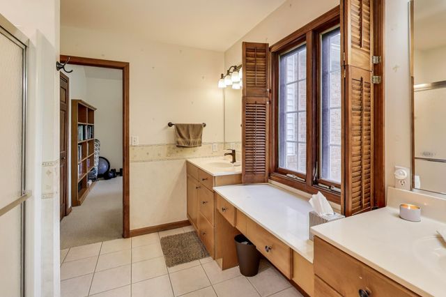 a view of a bedroom with stuff