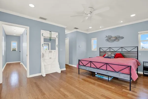 $774,900 | 203 163rd Avenue, Redington Beach, FL 33708