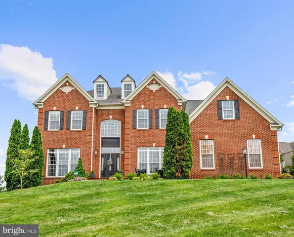 $1,200,000 | 38822 Bettis Drive, Hamilton, VA 20158