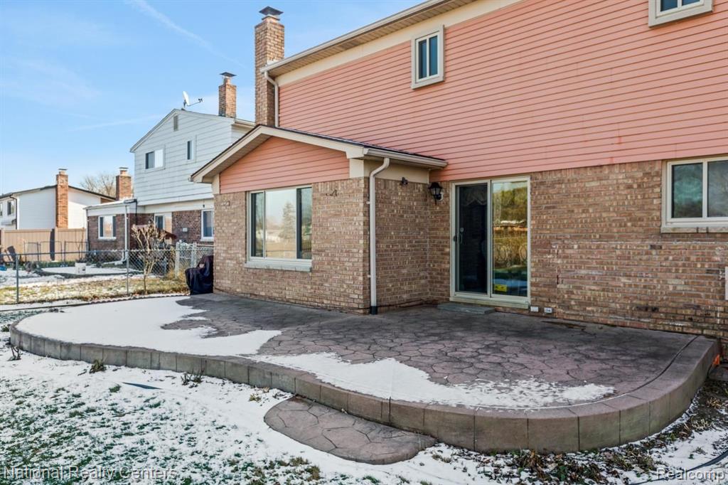 5035 Chadbourne Drive Sterling Heights, MI 48310 - Photo 41 of 45