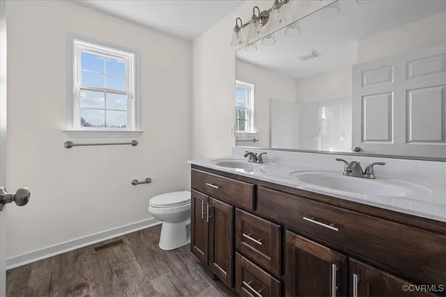 $430,000 | 11325 Webb Road, Disputanta, VA 23842