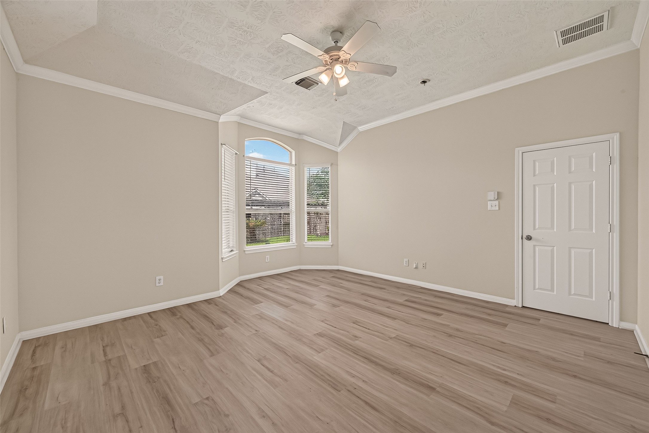 14207 Rolling Hills Lane Rosharon, TX 77583 - Photo 26 of 30 Gallery Image 26
