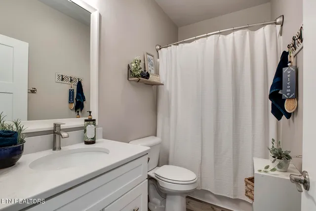 $559,000 | 984 Meadow Walk Lane, Lenoir City, TN 37772