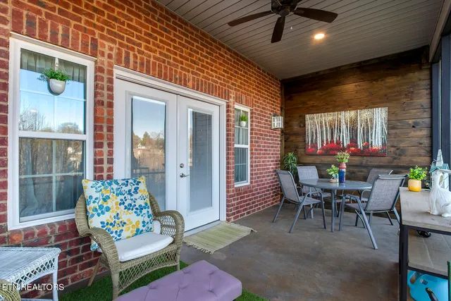 $559,000 | 984 Meadow Walk Lane, Lenoir City, TN 37772