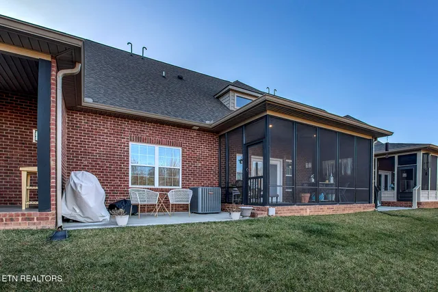 $559,000 | 984 Meadow Walk Lane, Lenoir City, TN 37772