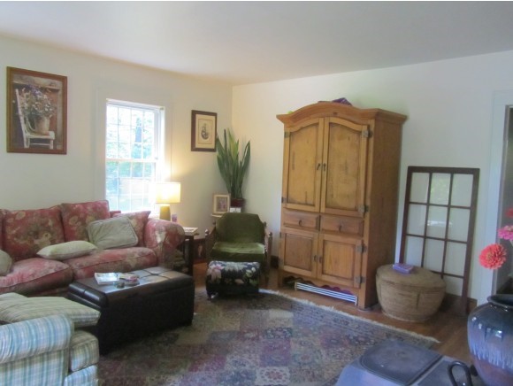189 Becks Road Royalton, VT 05068 - Photo 6 of 12