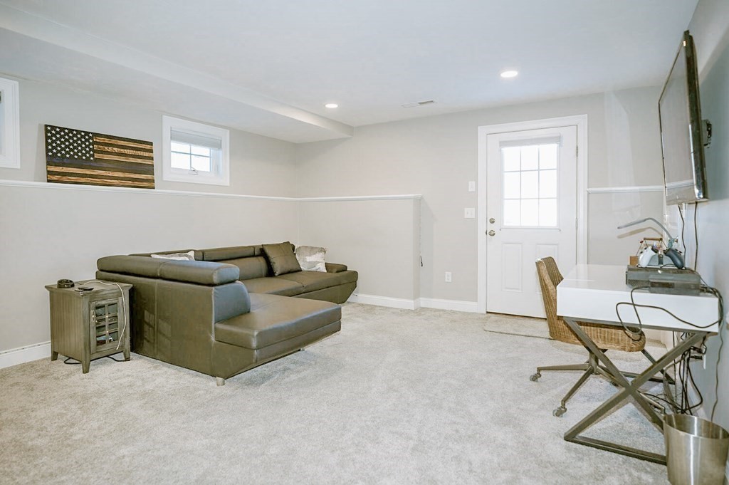664 Boston Road Billerica, MA 01821 - Photo 30 of 42 Gallery Image 30