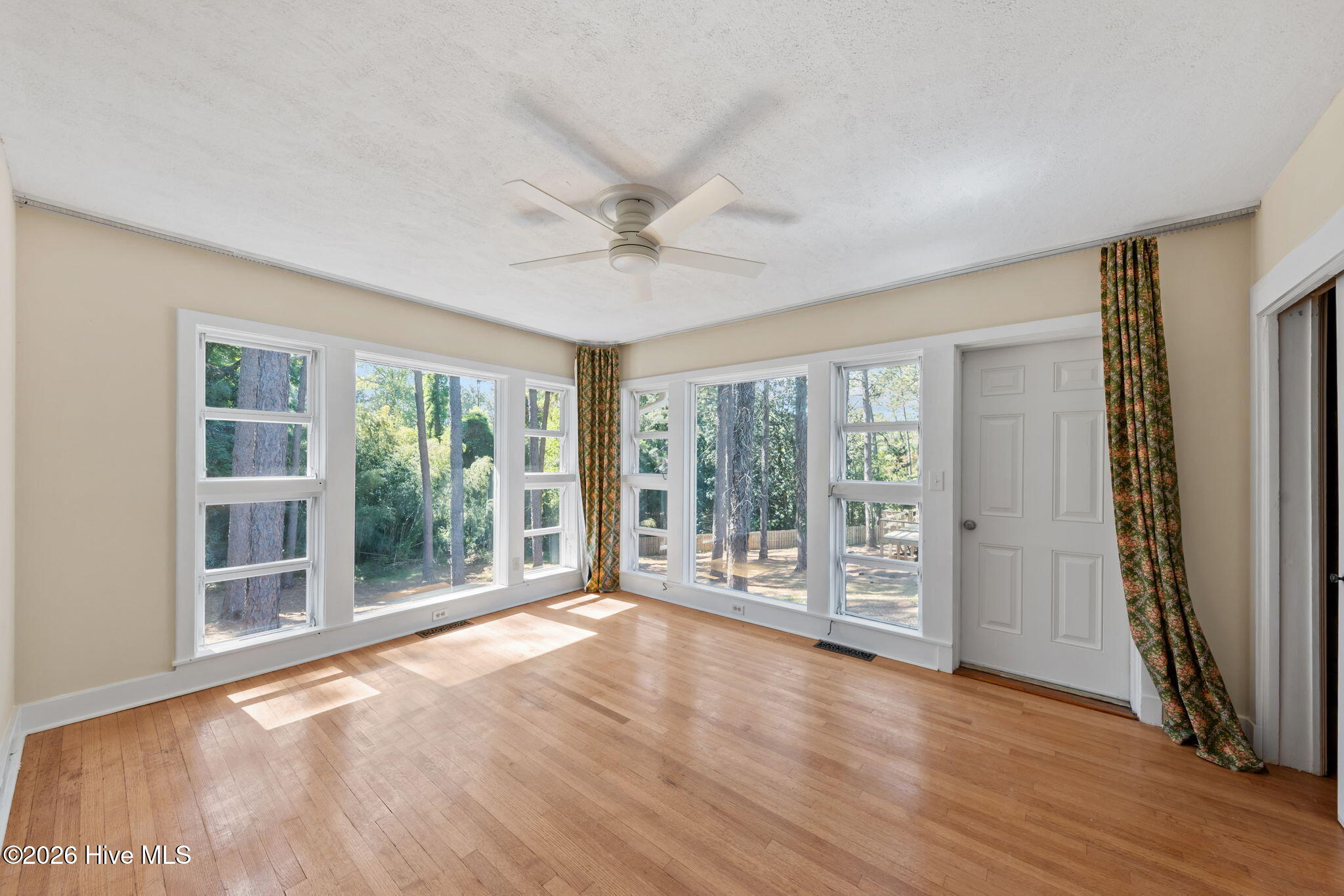 1010 Bion Butler Road Aberdeen, NC 28315 - Photo 24 of 62 Primary suite with direct access to the back deck!