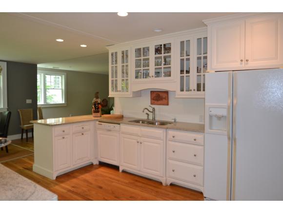 64 Wallis Road Rye, NH 03870 - Photo 12 of 35