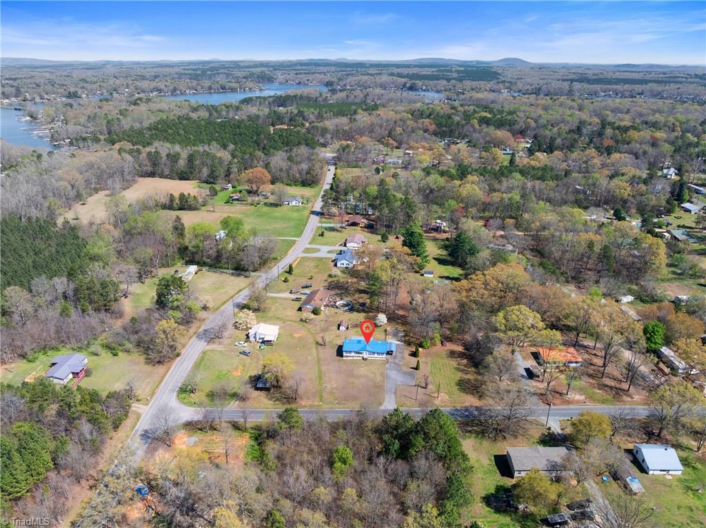 143 Lloyd Lookabill Street Lexington, NC 27292 - Photo 25 of 28