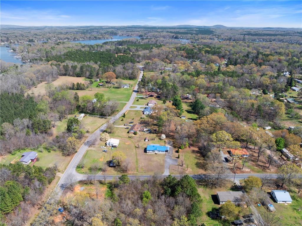 143 Lloyd Lookabill Street Lexington, NC 27292 - Photo 27 of 28