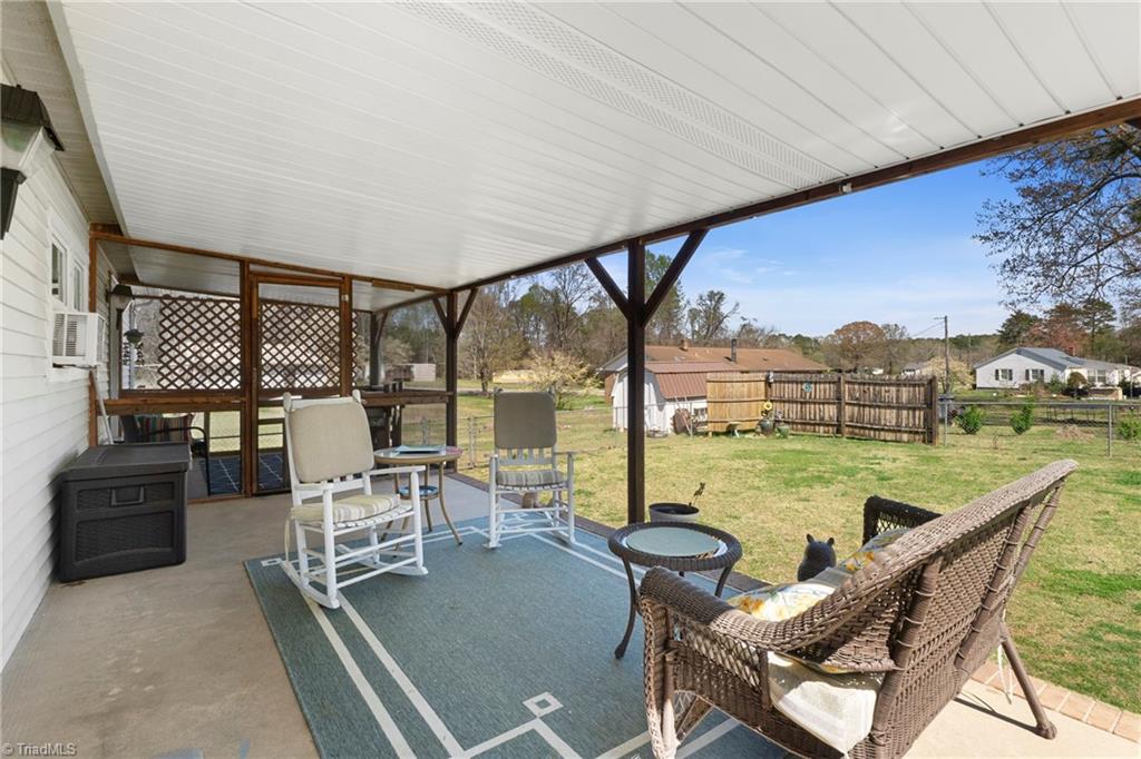 143 Lloyd Lookabill Street Lexington, NC 27292 - Photo 7 of 28 Patio and screened porch