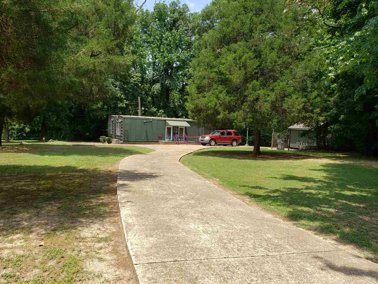 760 West Holmes Road Memphis, TN 38109 - Photo 3 of 15