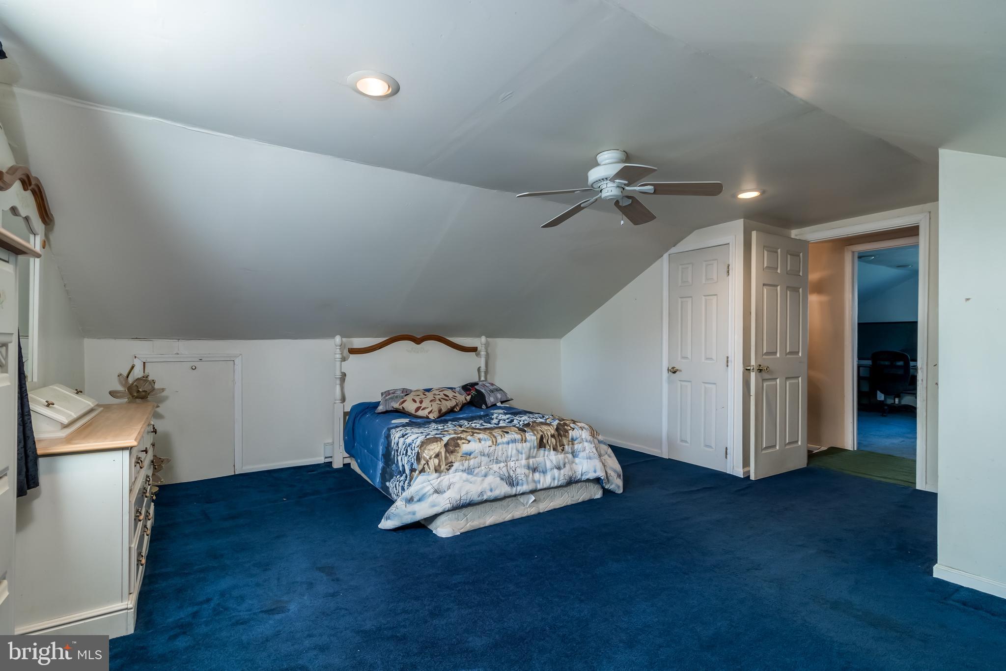 12017 Elmore Road Philadelphia, PA 19154 - Photo 17 of 30 Gallery Image 17