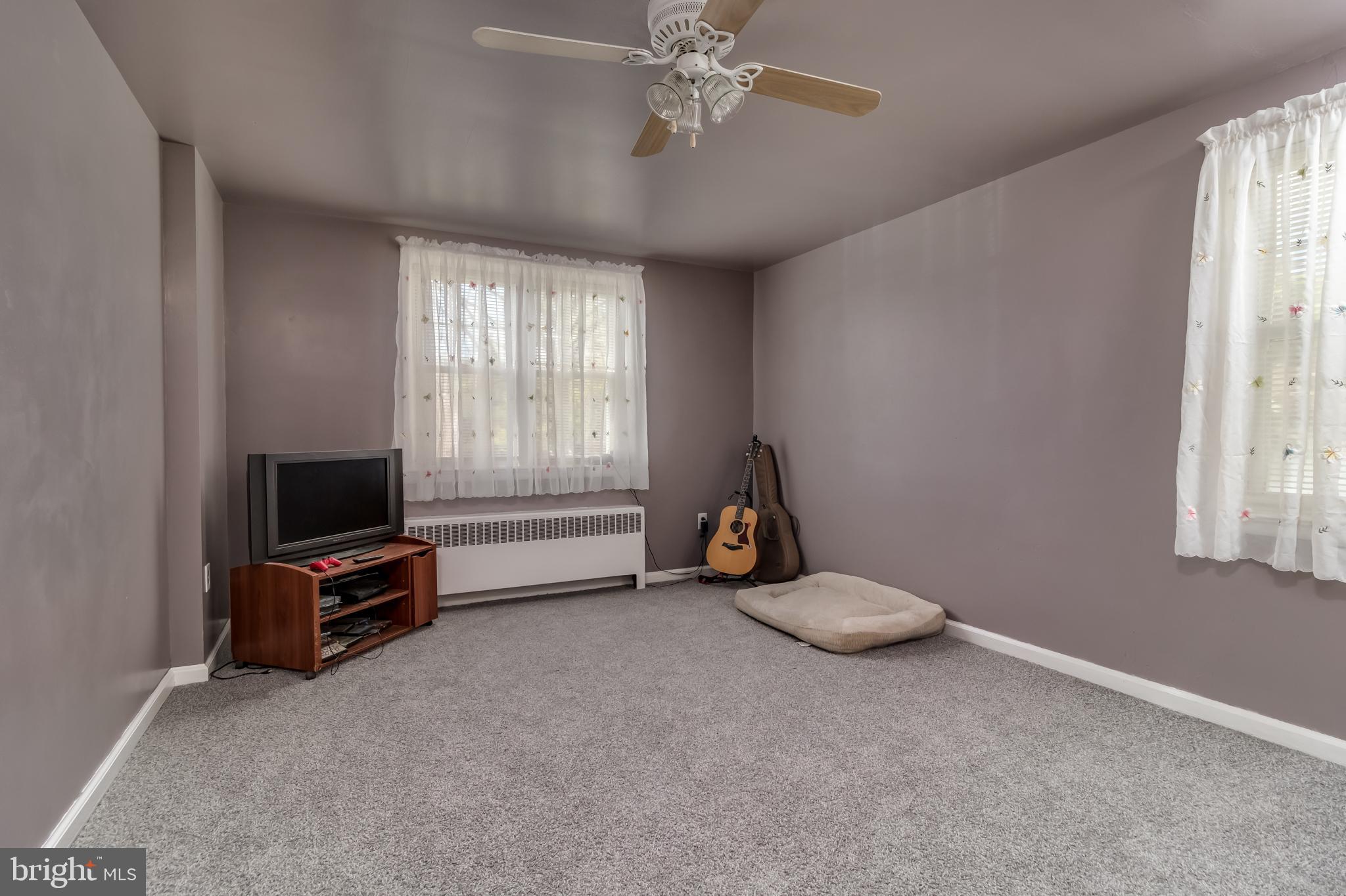 12017 Elmore Road Philadelphia, PA 19154 - Photo 9 of 30 Gallery Image 9