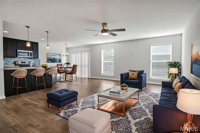 $365,000 | 332 Crestfield Court, St. Charles, MO 63301