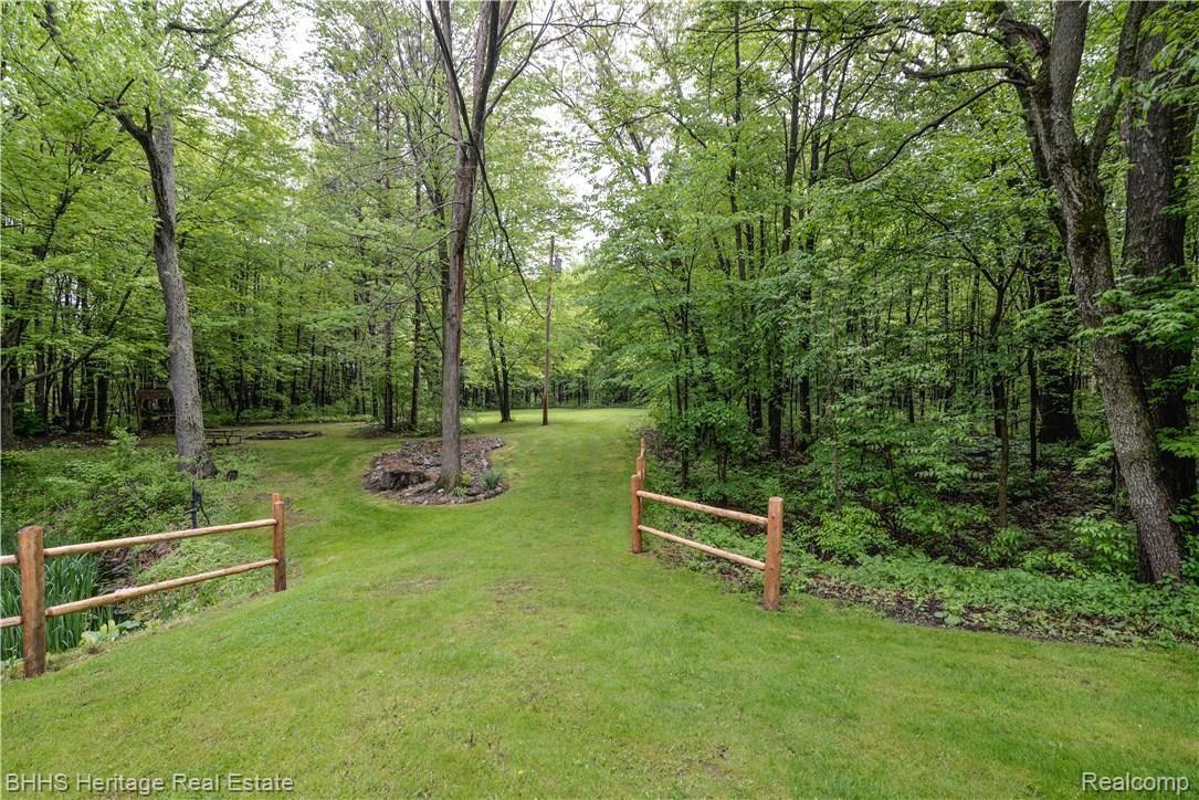 1264 North Kellogg Road Howell, MI 48843 - Photo 49 of 57 Great Property for a Stroll