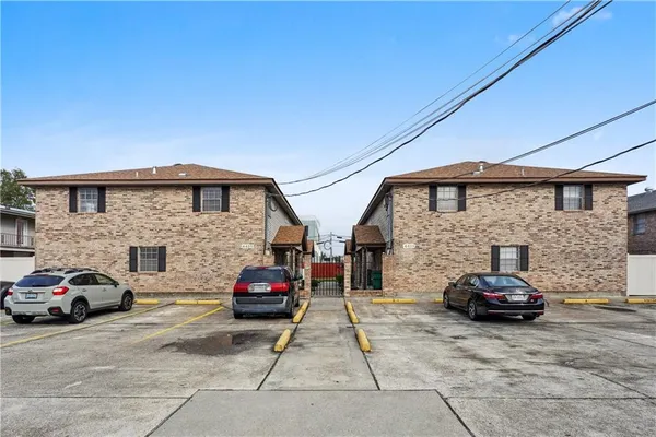 $1,275 | 4425 Barnett Street, Unit A, Metairie, LA 70006