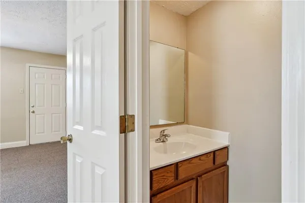 $1,275 | 4425 Barnett Street, Unit A, Metairie, LA 70006