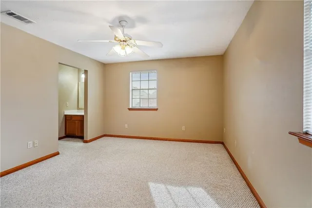 $1,275 | 4425 Barnett Street, Unit A, Metairie, LA 70006