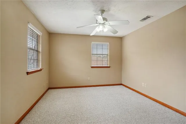 $1,275 | 4425 Barnett Street, Unit A, Metairie, LA 70006