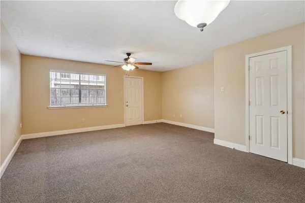 $1,275 | 4425 Barnett Street, Unit A, Metairie, LA 70006