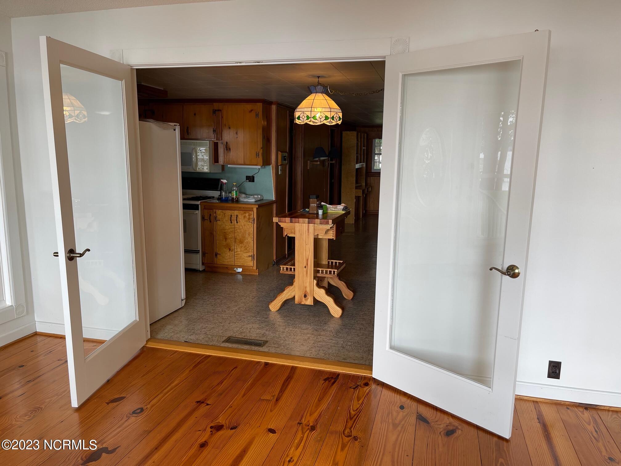 32 South Teachs Point Road Bath, NC 27808 - Photo 20 of 58 IMG_3989