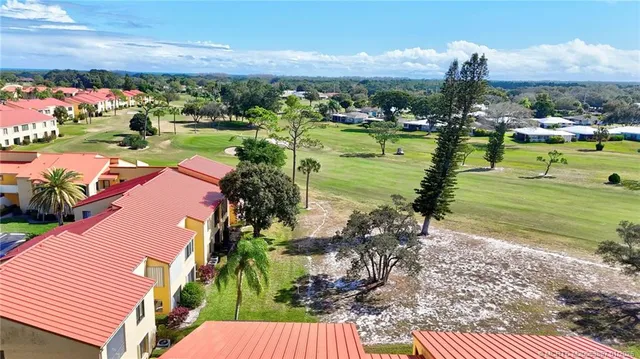 $165,000 | 5303 Southeast Miles Grant Road, Unit L101, Stuart, FL 34997