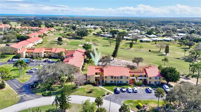 $165,000 | 5303 Southeast Miles Grant Road, Unit L101, Stuart, FL 34997