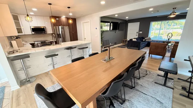 $6,000 | 4000 Northwest 3rd Avenue, Boca Raton, FL 33431