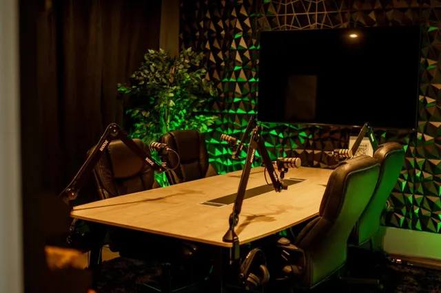 $6,000 | 4000 Northwest 3rd Avenue, Boca Raton, FL 33431