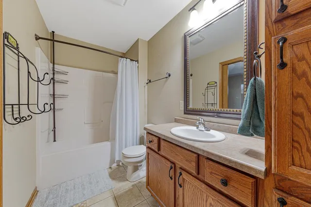 $329,900 | 329 Crystal Circle, Mankato, MN 56001