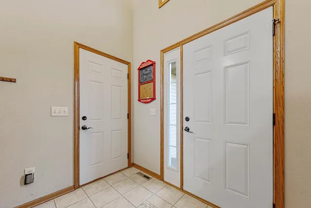 $329,900 | 329 Crystal Circle, Mankato, MN 56001