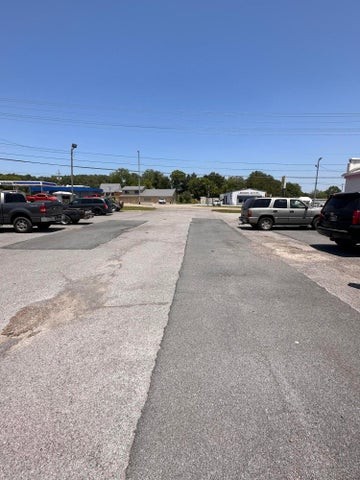 977 Highway 25W Newport, TN 37821 - Photo 29 of 35 a view of car parked on the roadside