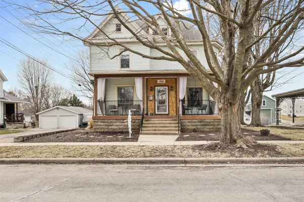 $324,900 | 1708 17th Street, Monroe, WI 53566