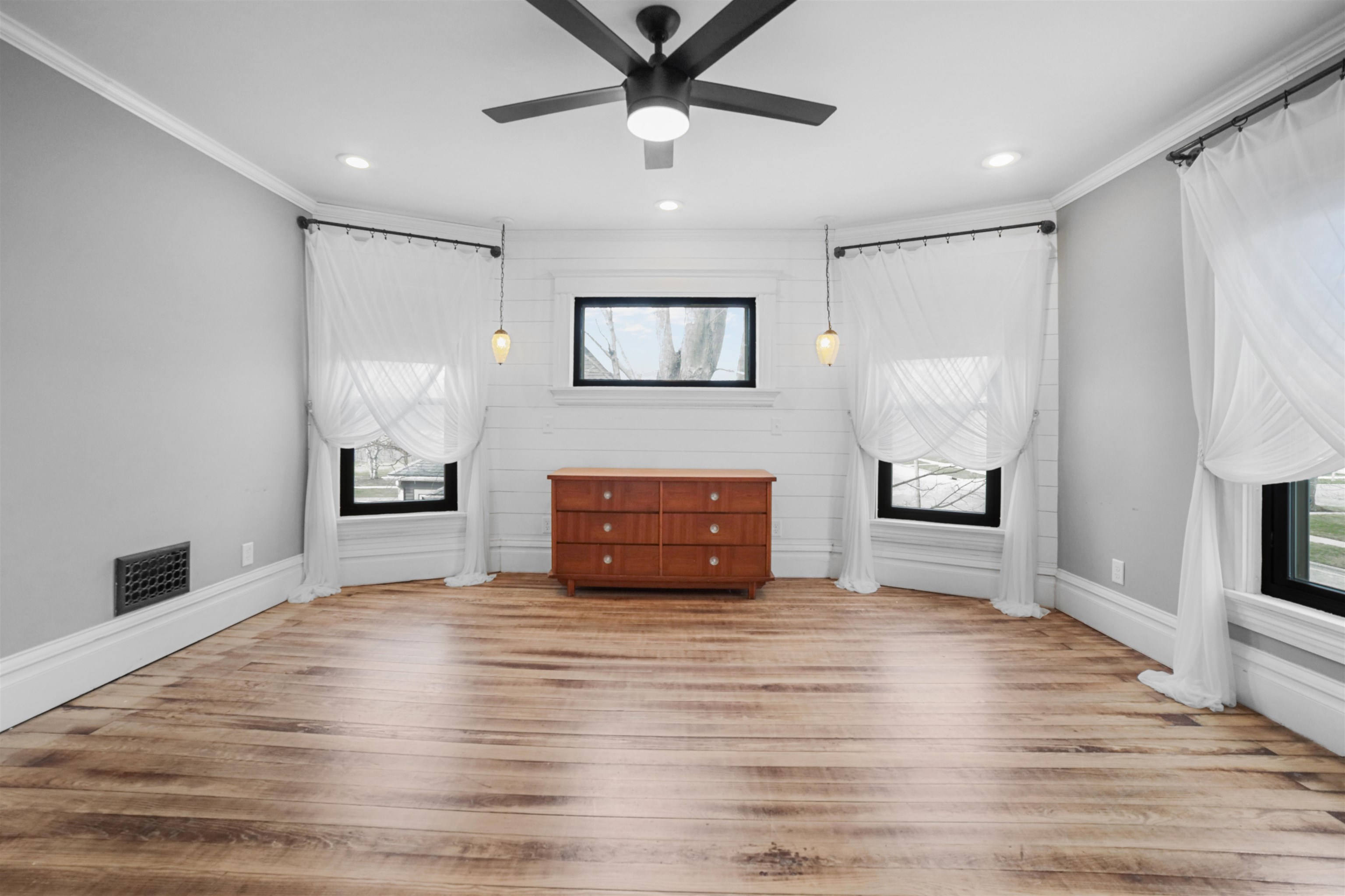 1708 17th Street Monroe, WI 53566 - Photo 31 of 59