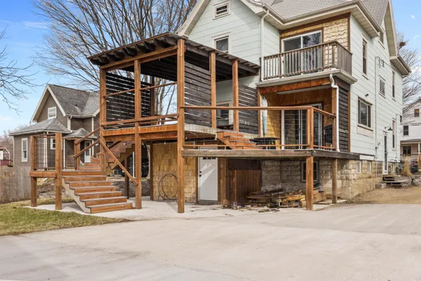 $324,900 | 1708 17th Street, Monroe, WI 53566