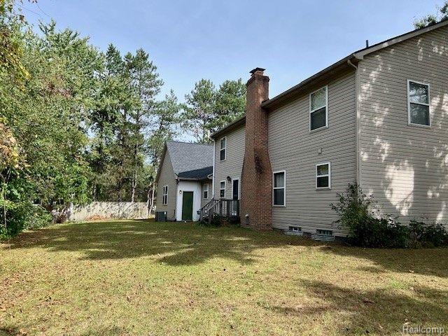 812 Hemingway Road Lake Orion, MI 48362 - Photo 11 of 34