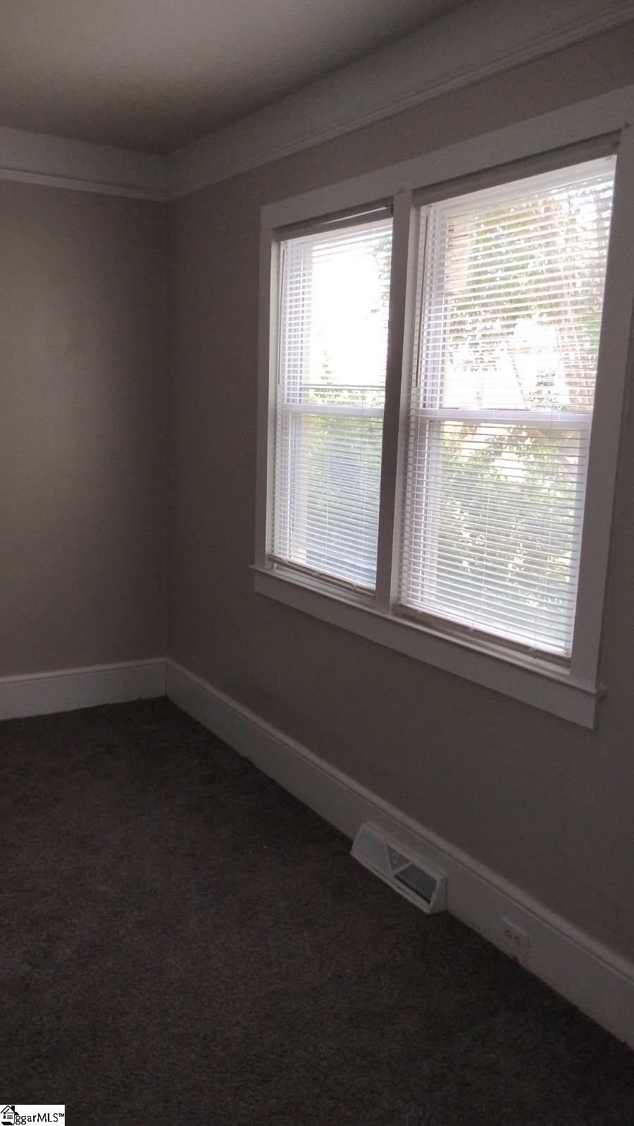 119 Ellison Circle Easley, SC 29640 - Photo 3 of 7