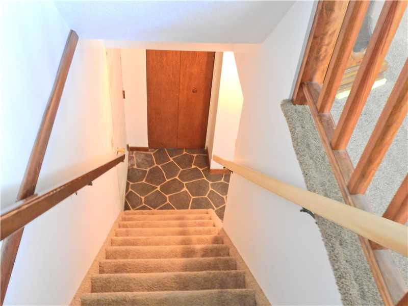 124 Albin Road Saxonburg, PA 16056 - Photo 15 of 21 Entry/Foyer.