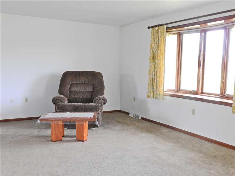 124 Albin Road Saxonburg, PA 16056 - Photo 8 of 21 Living Room.