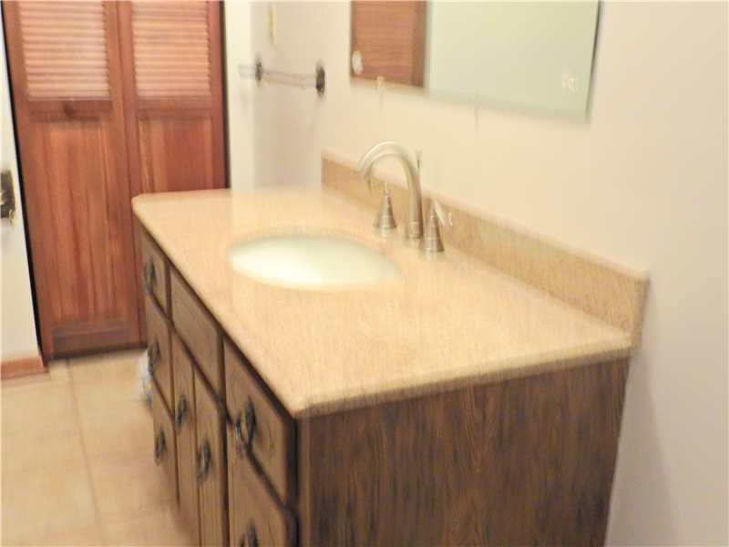 124 Albin Road Saxonburg, PA 16056 - Photo 9 of 21 Full Bath.