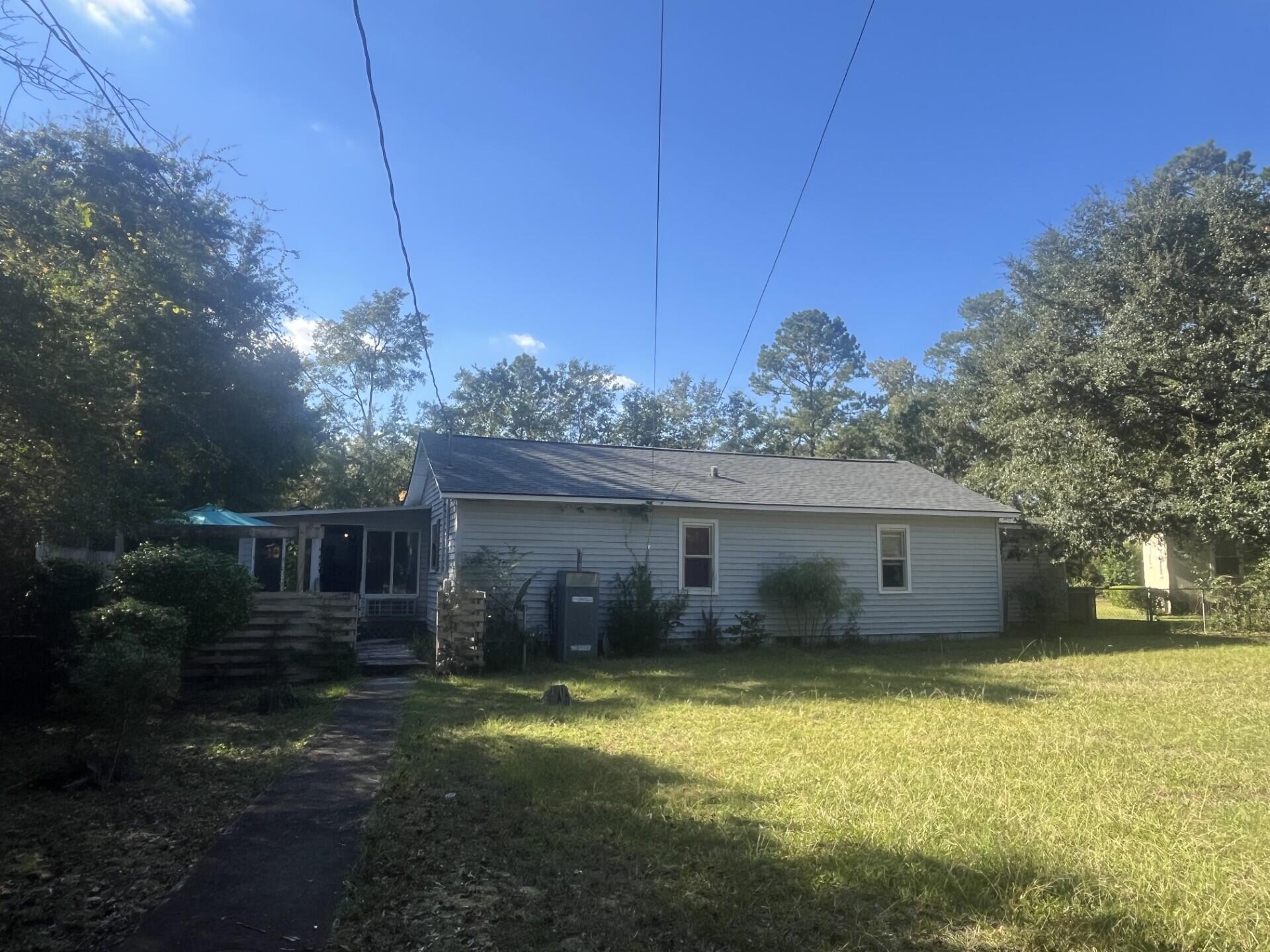 210 Orange Street Walterboro, SC 29488 - Photo 3 of 25