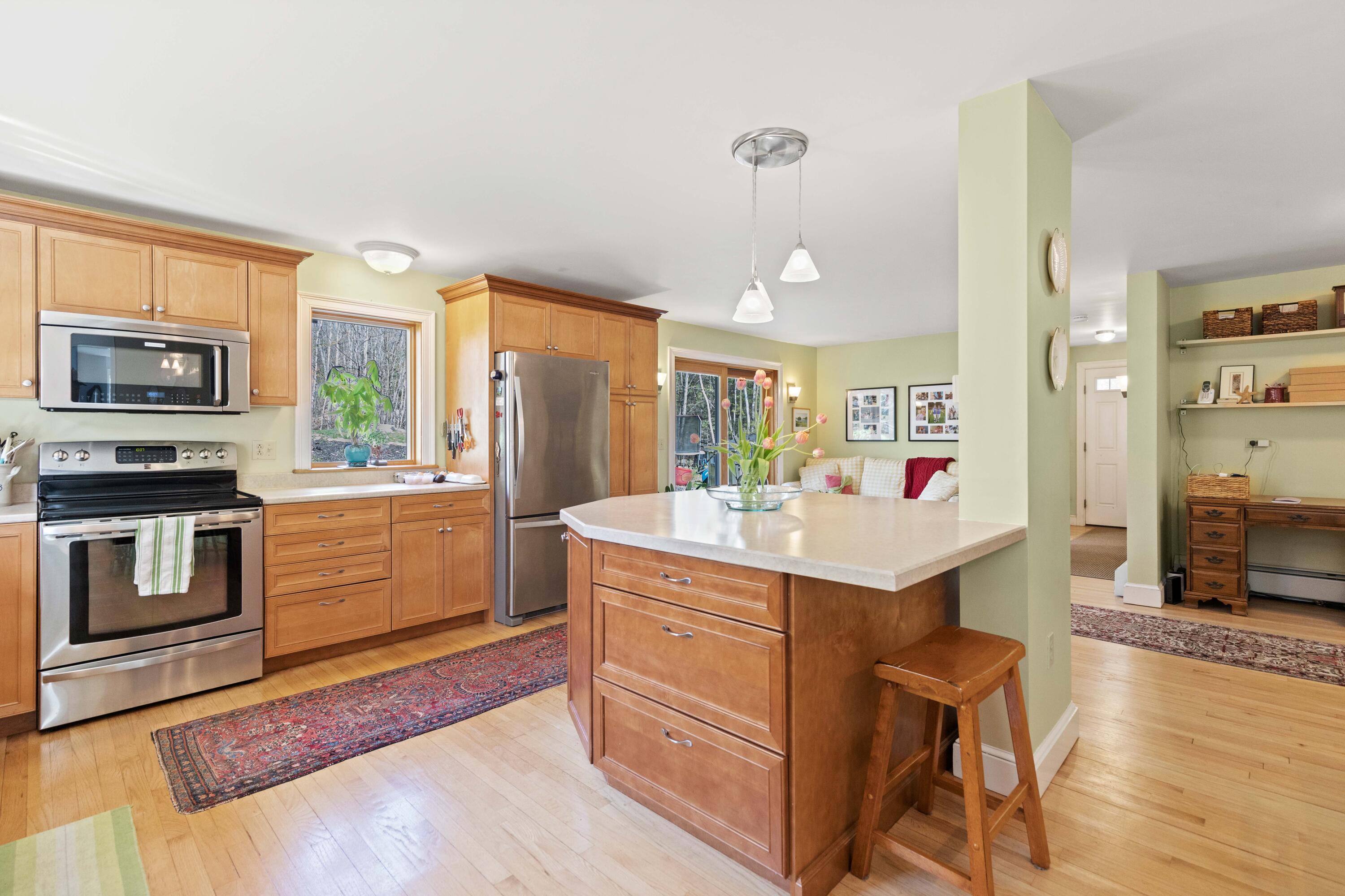 89 Brook Road Falmouth, ME 04105 - Photo 15 of 54 89 Brook Road Falmouth_009