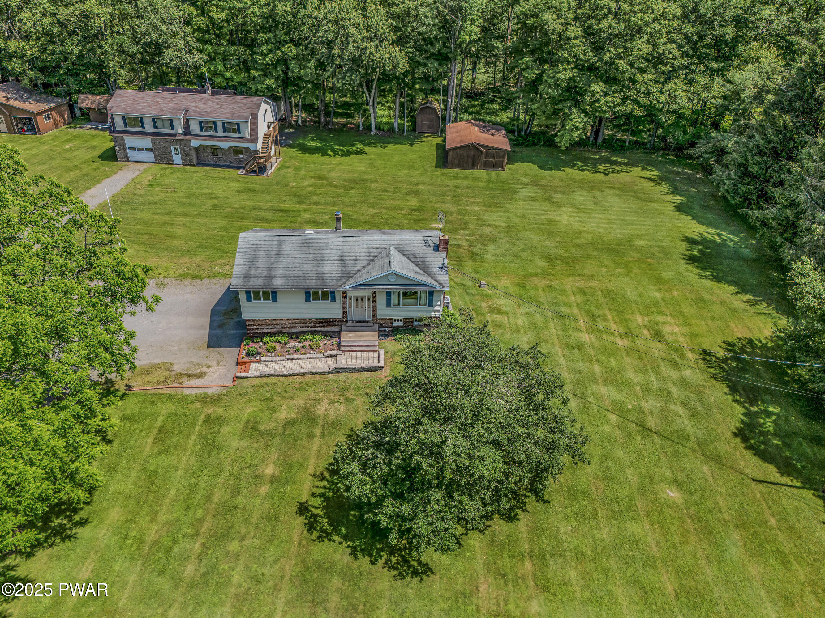 46 Kosinski Road Moscow, PA 18444 - Photo 10 of 91