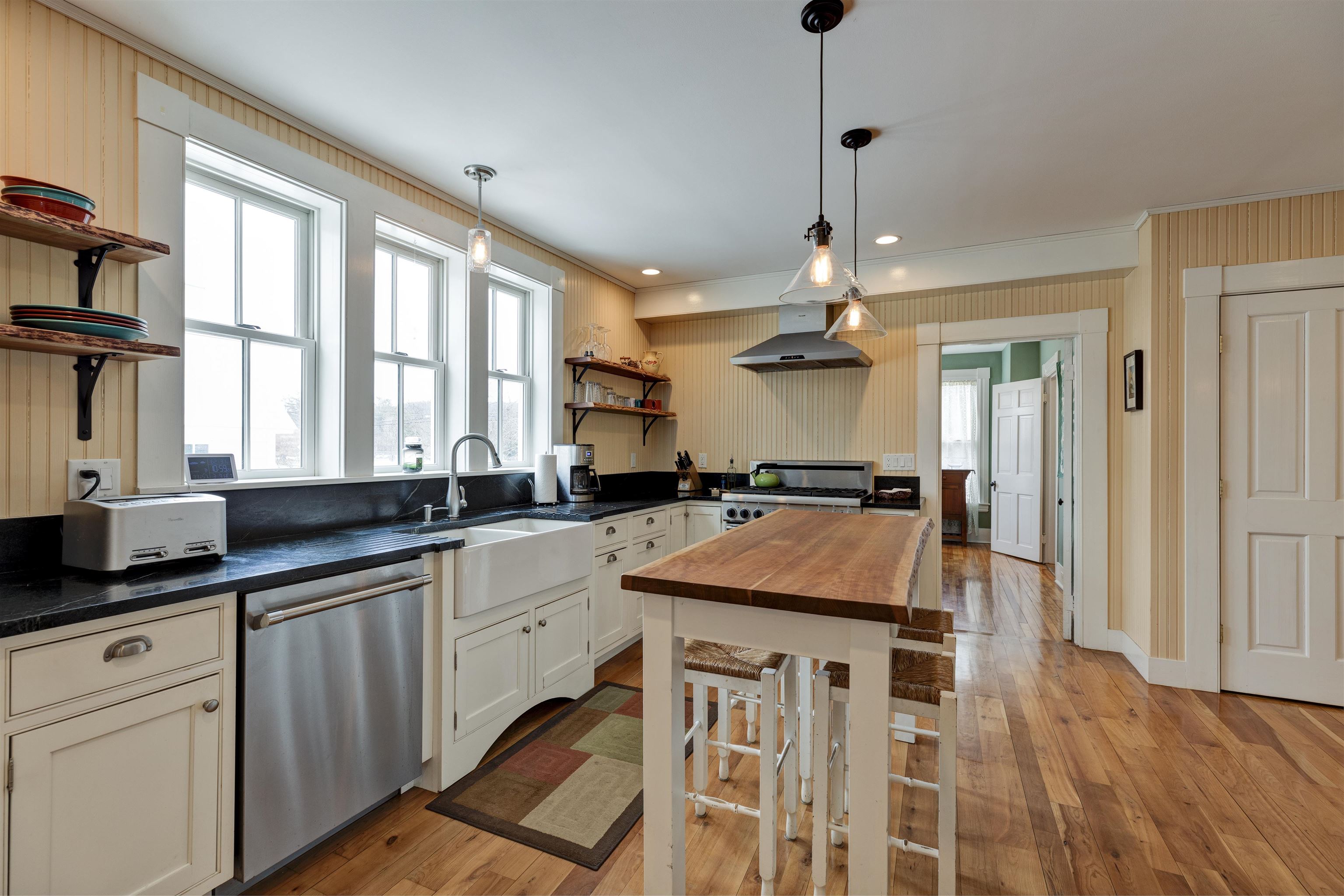 58 Lyme Road Hanover, NH 03755 - Photo 4 of 40